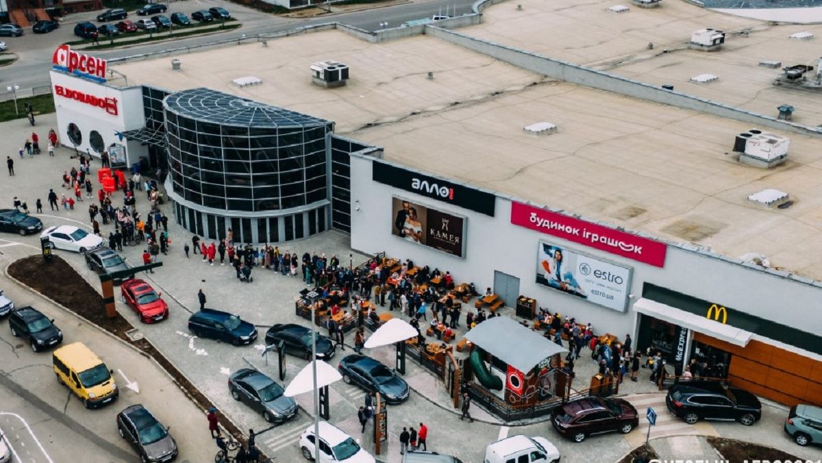 В Івано-Франківську відкрили перший ресторан McDonald’s
