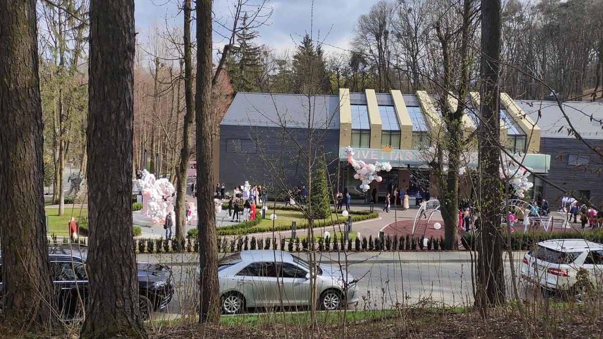 Через порушення карантину ресторан Дубневичів у Львові закрили 