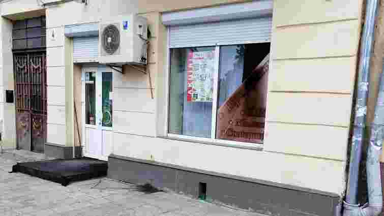 Львівська міськрада продала приміщення магазину в центрі Львова за 3,2 млн грн