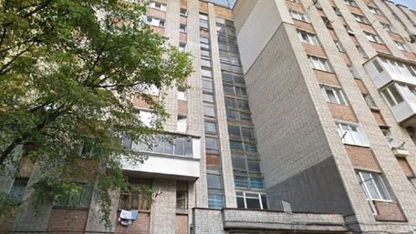 У Львові з балкону дев'ятого поверху випав 23-річний хлопець