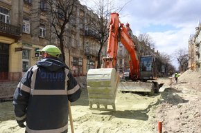 Комісія оглянула ремонт вулиці Бандери після зауважень громадських активістів