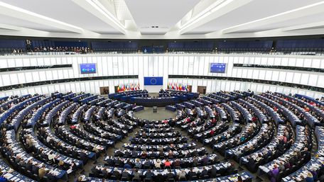 Європарламент визначився із діями ЄС в разі вторгнення Росії в Україну