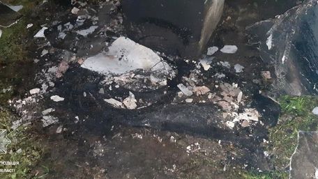 Двоє чоловіків підпалили балкон багатоповерхівки у Львові
