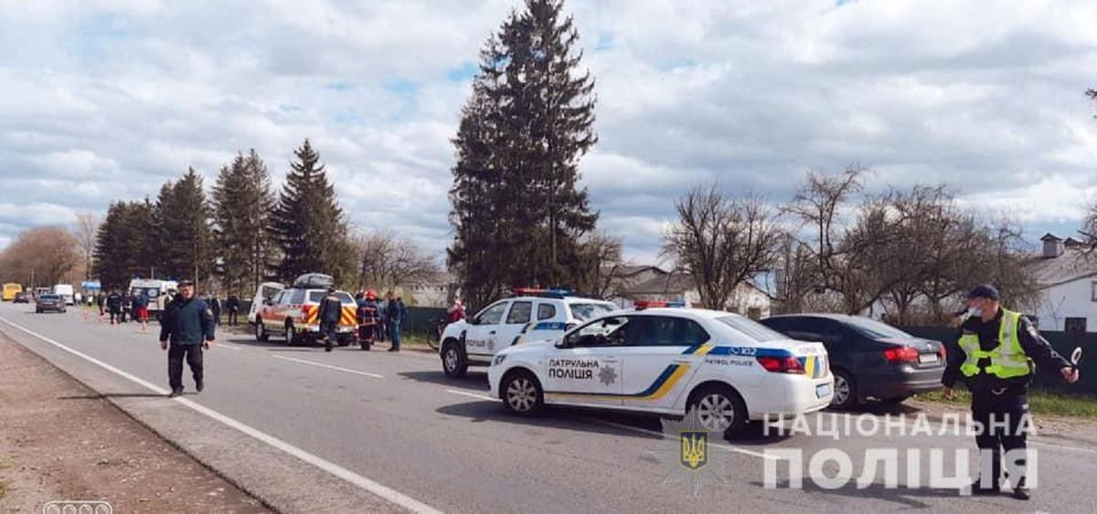 Двоє одеситів загинули в зіткненні з рейсовим автобусом біля Коломиї