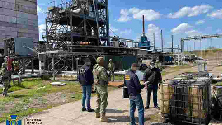 СБУ викрила масштабний нелегальний завод з переробки нафти