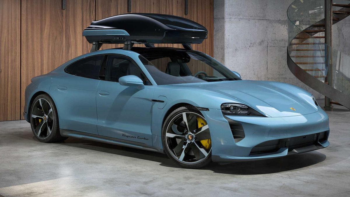 Porsche представила багажник на дах, що витримує швидкість 200 км/год
