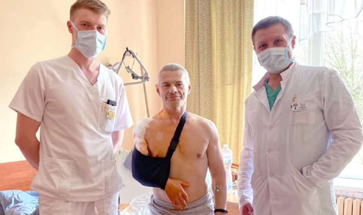 У львівській лікарні успішно прооперували рекордсмена з важкої атлетики