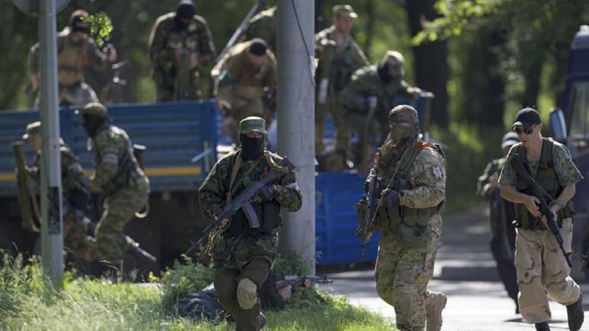 Через можливі «загрози з боку України» в ОРДЛО оголосили збори «резервістів»