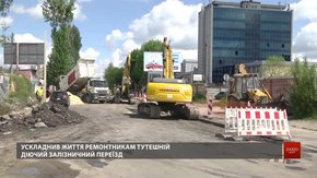 Вулицю Богдана Хмельницького повністю відкриють для проїзду вже в кінці літа