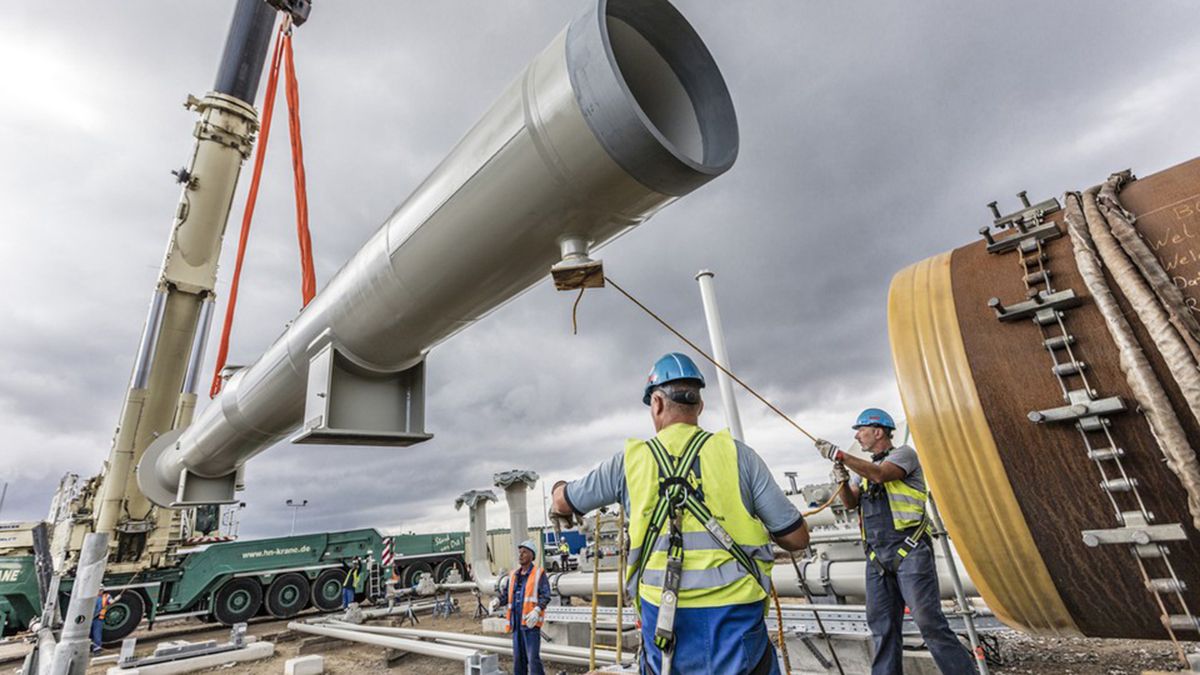 Німеччина дозволила прокласти частину газопроводу «Північний потік-2»