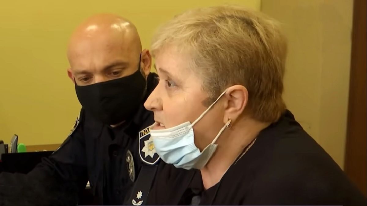 Вчителька солонківської школи на уроці погрожувала ножем семикласнику