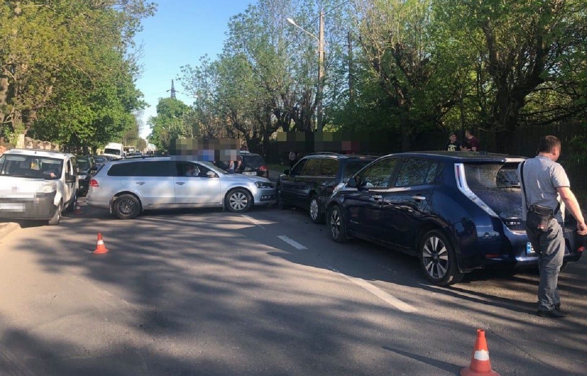 П’яний львівський екс-міліціонер розбив чотири автомобілі у Рясному