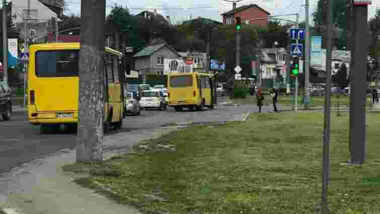У Львові побилися два водії одного і того ж приміського маршруту