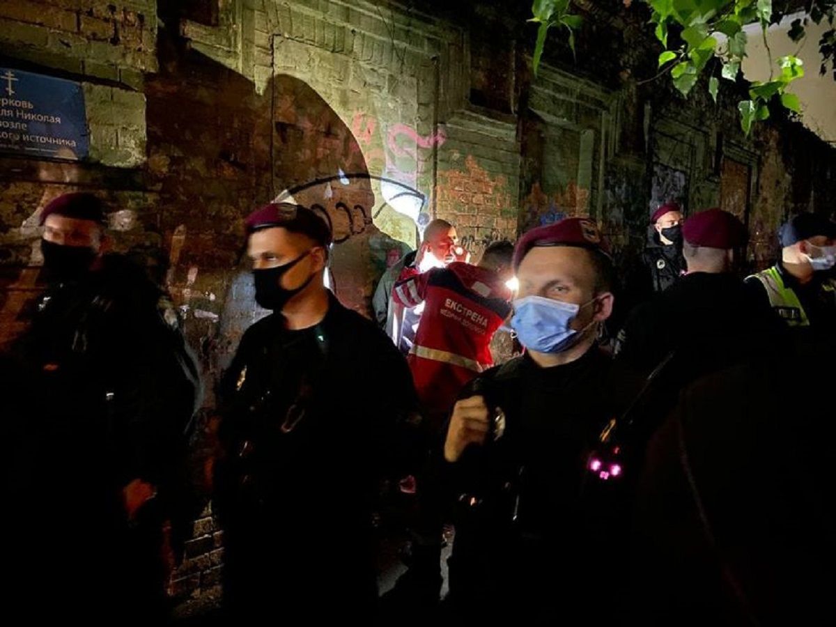 У Києві поліцейські побили художника і музиканта Дмитра Бугайчука