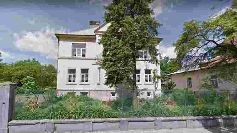 Мер Львова ветував рішення забудувати ділянку санаторію на вул. Коновальця