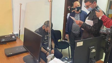 Вірменина із санкційного списку РНБО затримали в Ужгороді