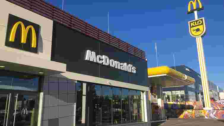 McDonald's планує відкривати свої ресторани на заправках