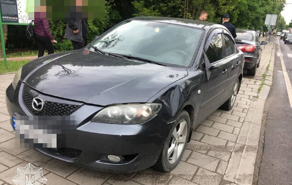 У Львові позбавлений прав нетверезий водій збив двох людей на переході і втік