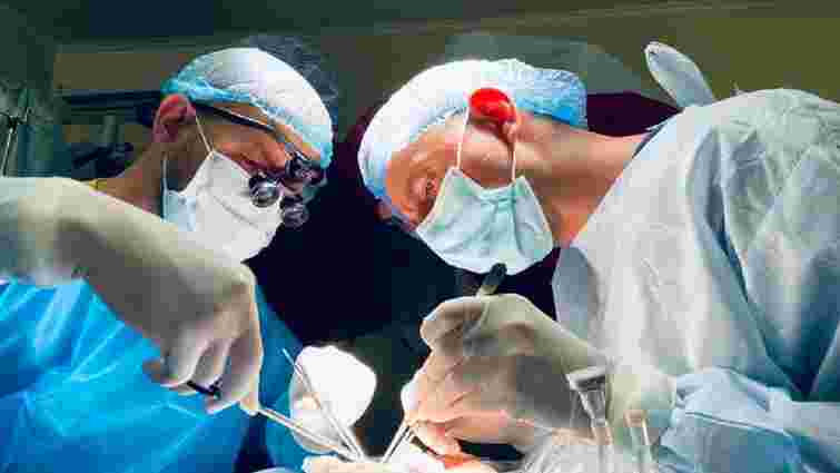 Львівські і київські трансплантологи  вдесяте провели трансплантацію серця