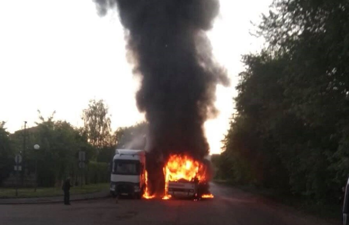 У Червонограді вщент згорів пасажирський автобус