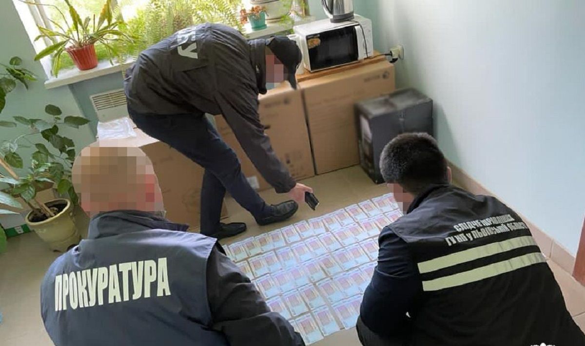 Керівника «Новояворівських електромереж» затримали з хабарем у мільйон гривень