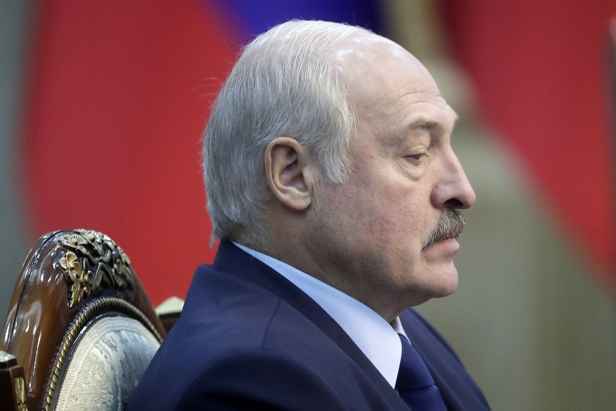 Лукашенко запропонував бойовикам «ЛНР» допитати опозиціонера Протасевича