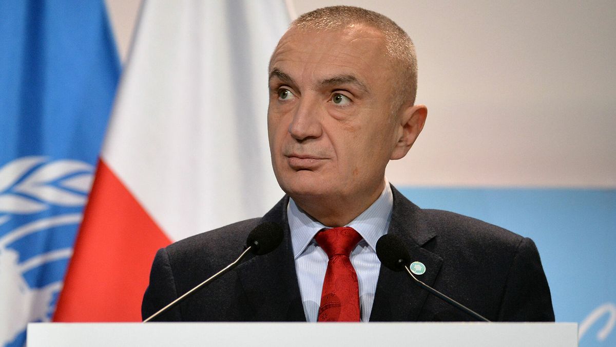 Президенту Албанії оголосили імпічмент