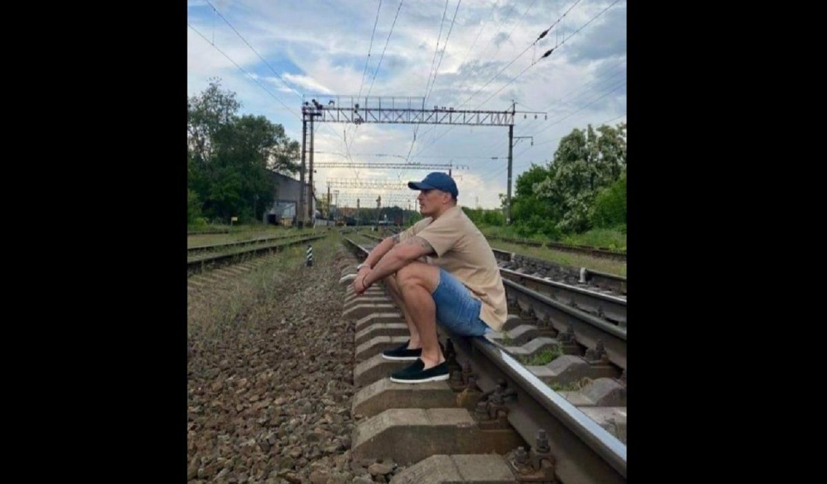 «Укрзалізниця» попросила Олександра Усика не фотографуватися на колії