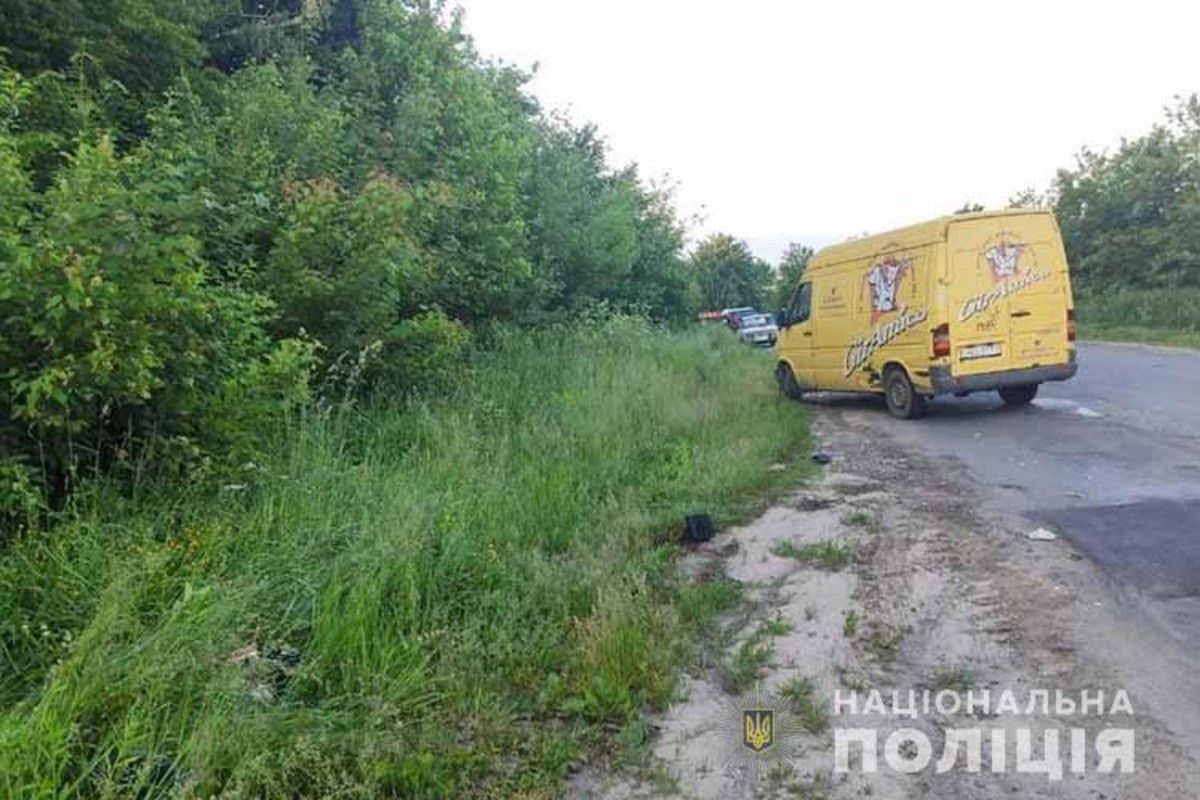 У ДТП із мікроавтобусом на Тернопільщині загинув 13-річний мотоцикліст