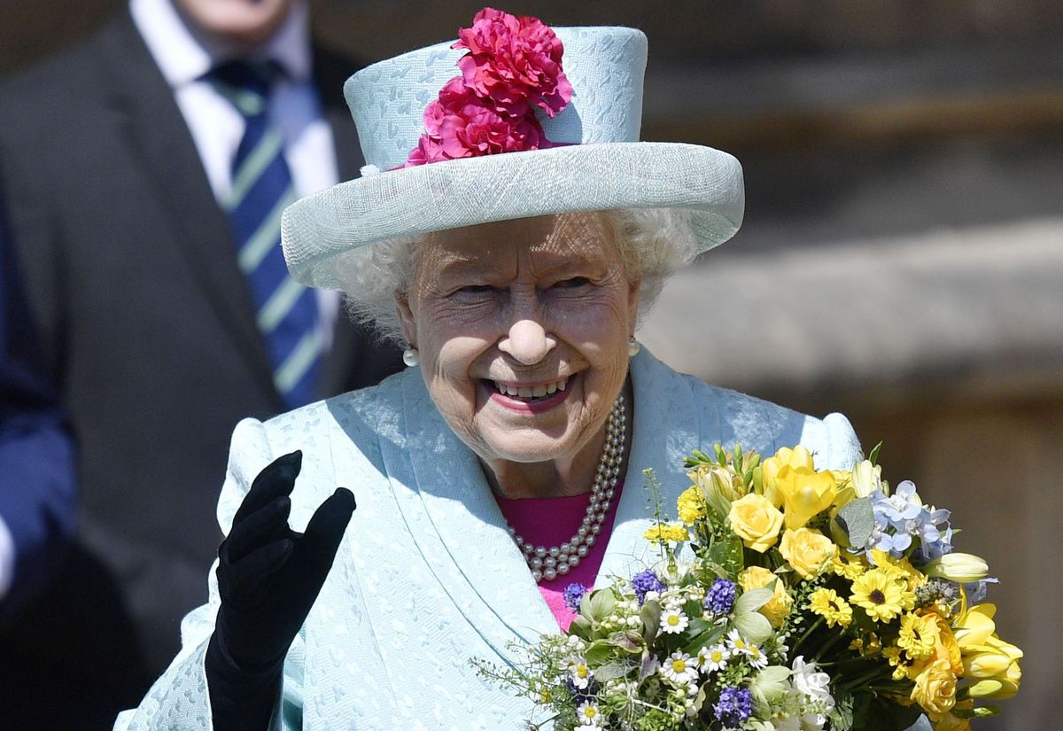 Королева Великої Британії посвятила в лицарі розробників вакцини AstraZeneca