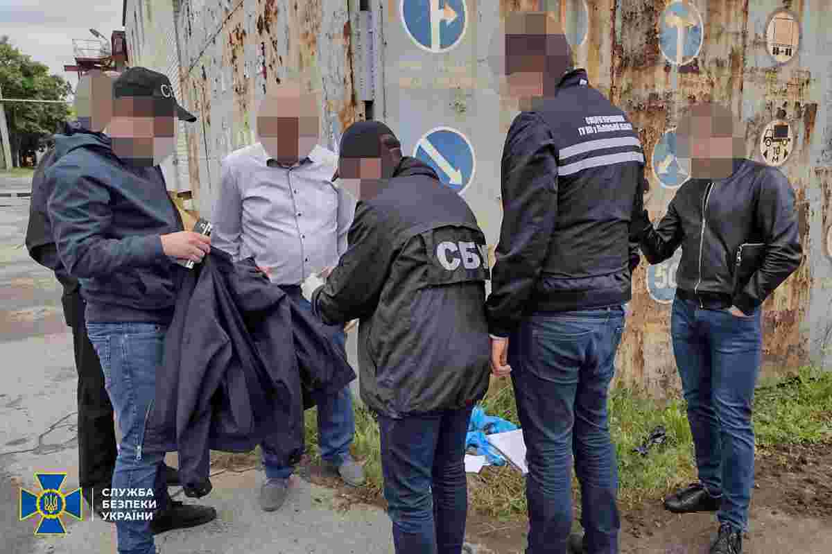 Керівника стратегічного підприємства Міноборони у Львові затримали на хабарі  - ZAXID.NET
