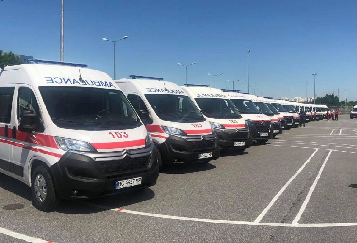 Для Львівщини закупили 57 нових автомобілів «швидкої»