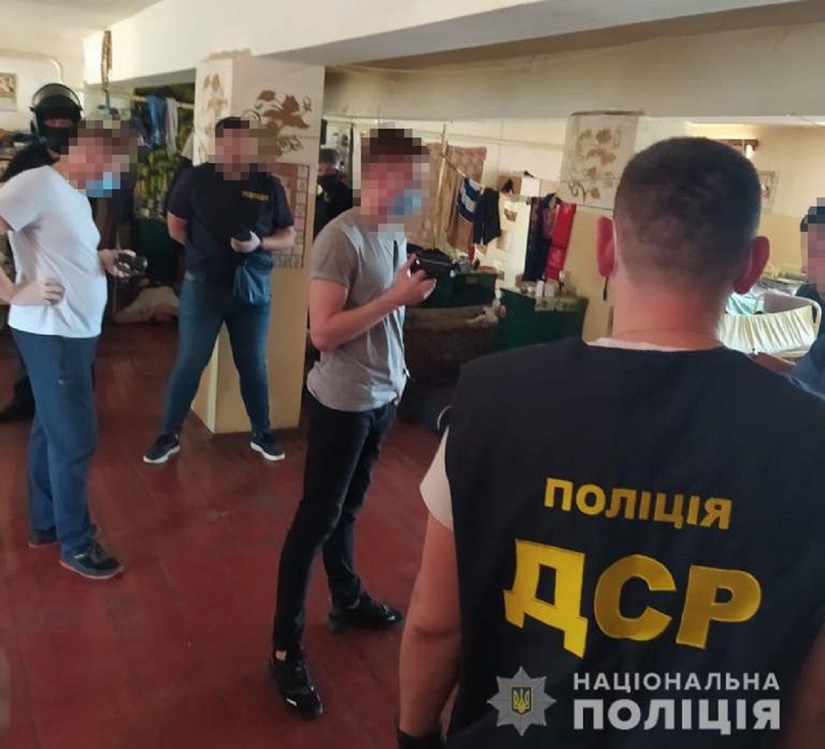 Двох «авторитетів» колонії на Волині викрили на постачанні в'язням наркотиків 
