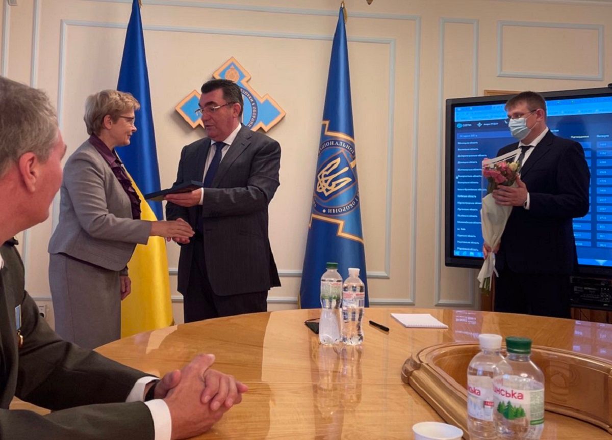 Професорка львівського медуніверситету Наталія Виноград отримала відзнаку РНБО