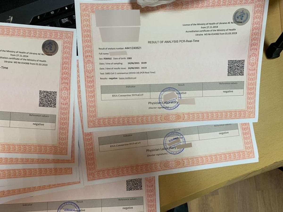 У Тернополі викрили масштабну підробку ПЛР-тестів на замовлення турагенцій