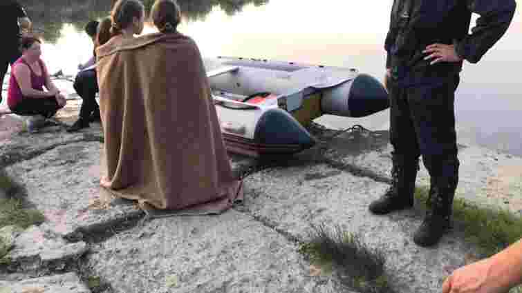 Під час порятунку доньок у Дністрі втопився 40-річний чоловік
