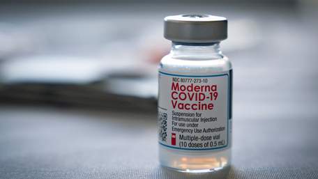 Україна отримає 2 млн доз американської вакцини від Moderna 