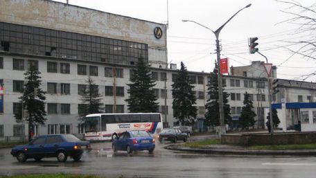 Борги ЛАЗу продали компанії львівського бізнесмена за 170 млн грн 