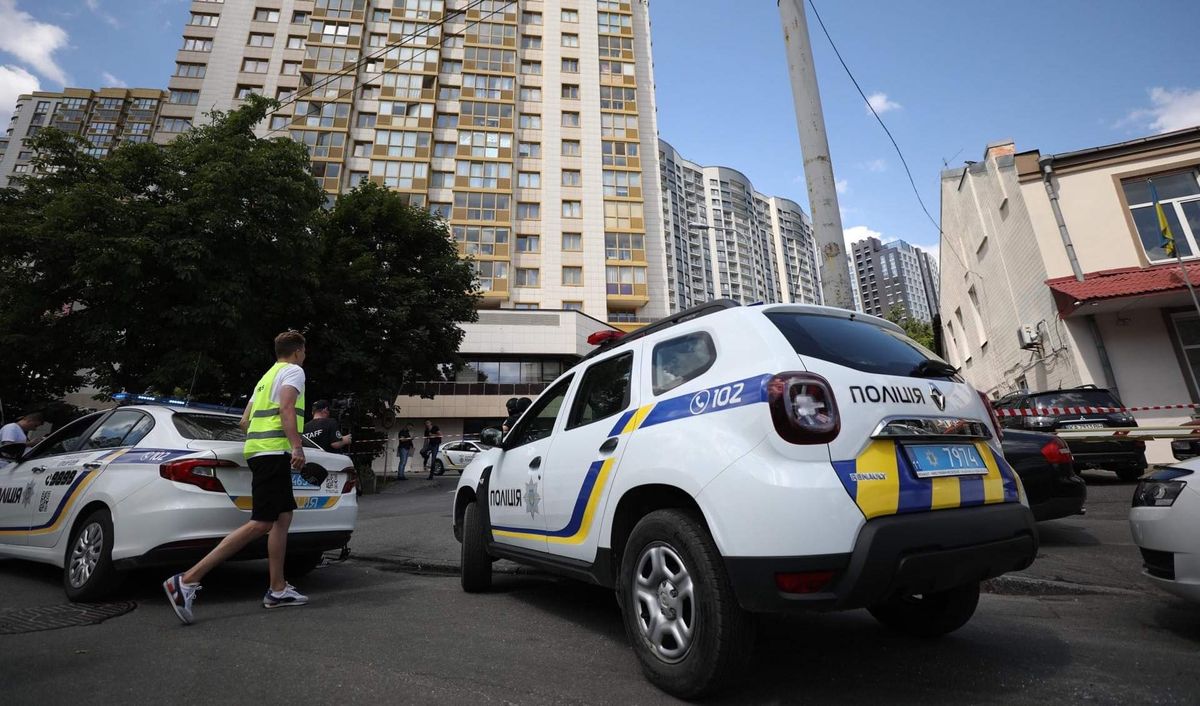 Поліція затримала чоловіка, який підстрелив двох людей у Києві