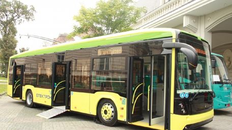Львівські депутати не погодили кредит на 100 тролейбусів з автономним ходом
