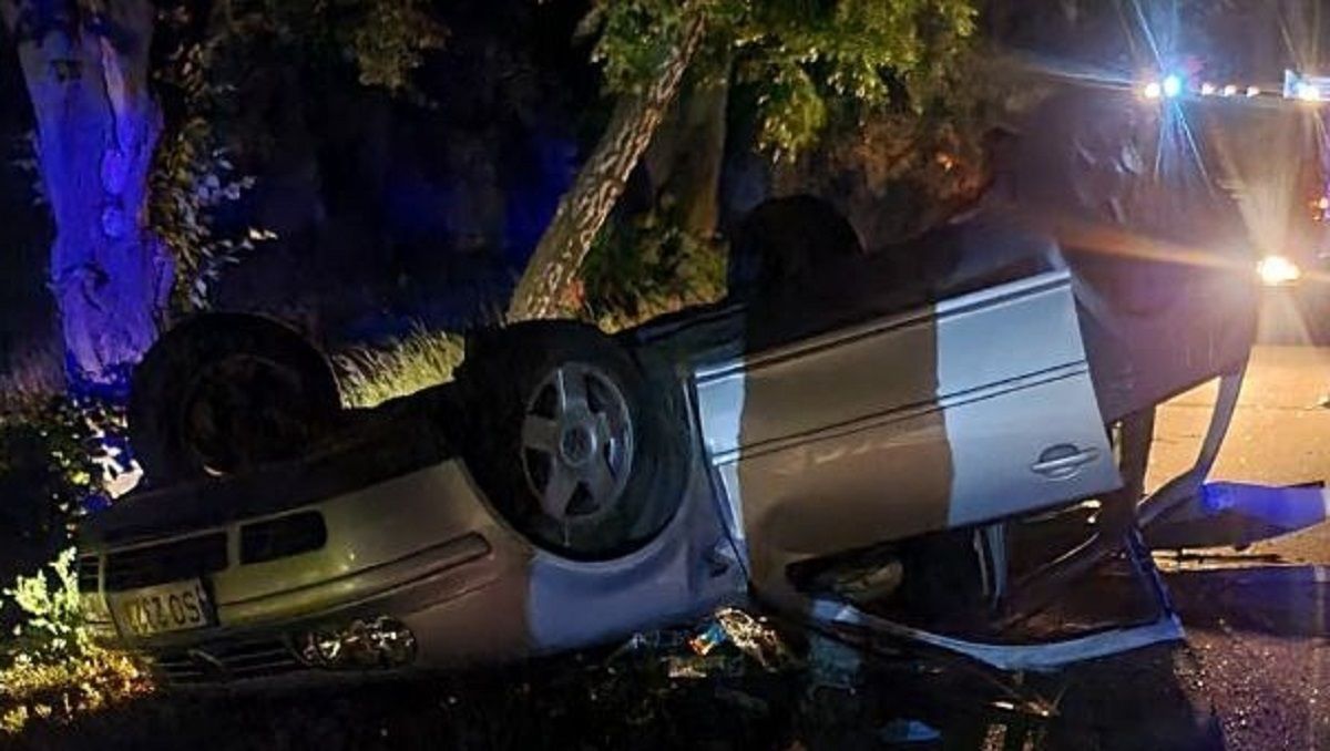 Легковий автомобіль з 13 пасажирами перекинувся під Києвом, є загиблі