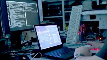 Хакери атакували сайти президента України та СБУ