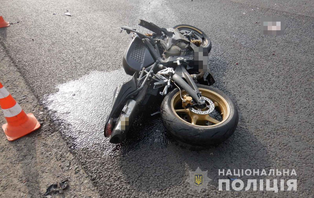 На Волині після зіткнення з автомобілем загинув 19-річний мотоцикліст