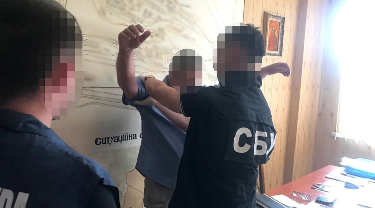 СБУ затримала на хабарі директора роздільської «Сірки»