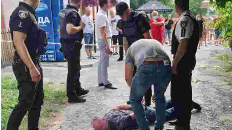 У Кам’янці-Подільському п’яний чоловік підірвав гранату, є постраждалі