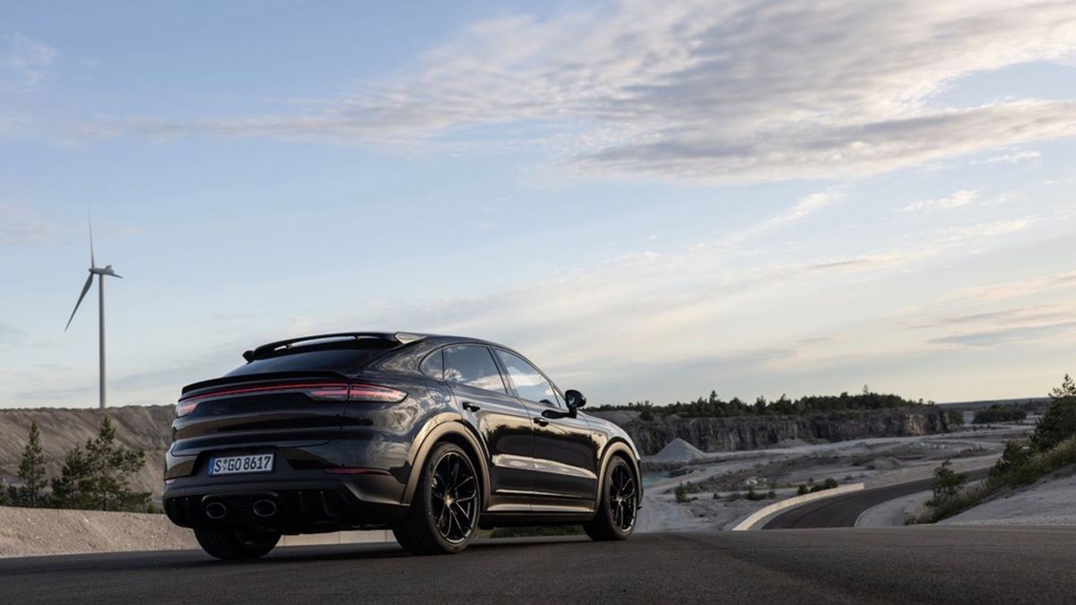Компанія Porsche заявила про рекордні продажі у першому півріччі