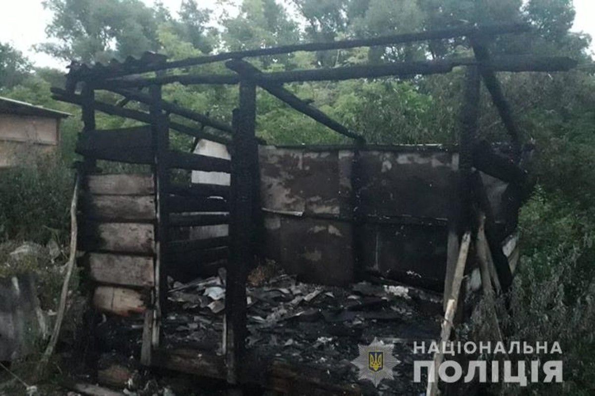 Під час пожежі у сараї на Тернопільщині задихнулася дворічна дівчинка