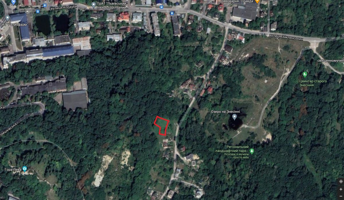 Львівська міськрада намагається відсудити приватизовану «Колею Рокеро» землю