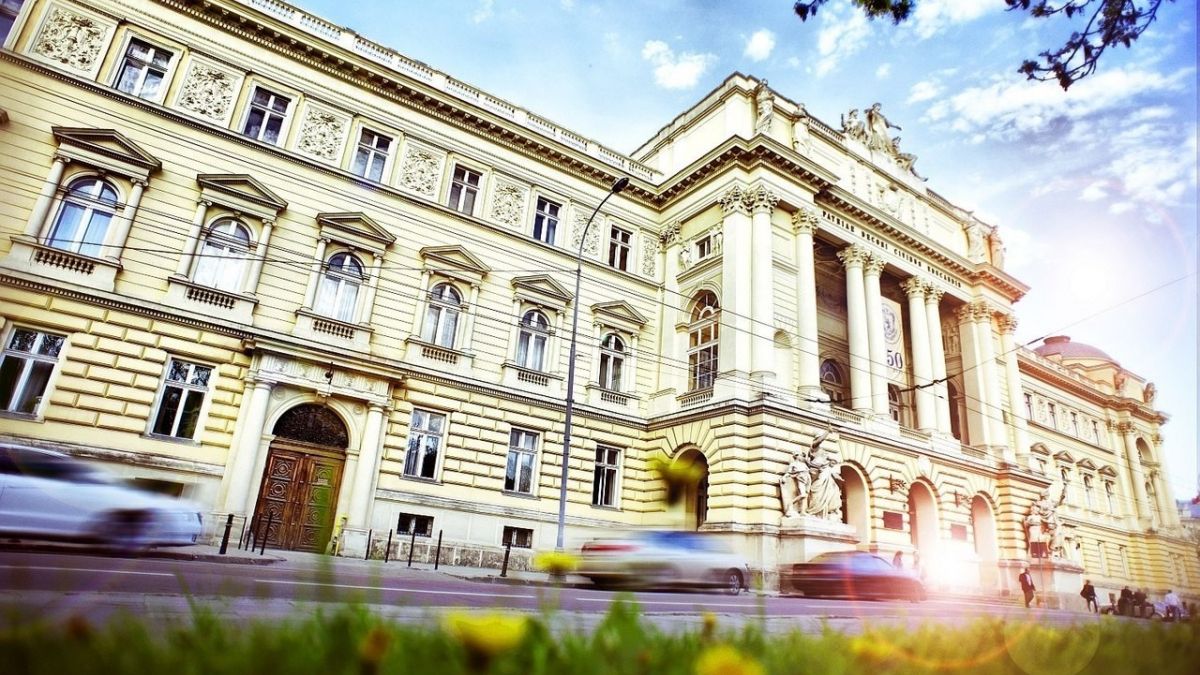 Львівський університет став другим в Україні за кількістю поданих заяв