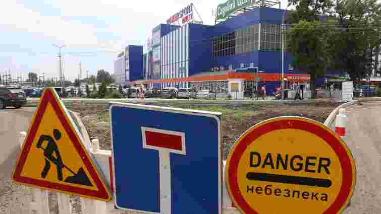У вихідні перекриють рух на перехресті вулиць Липинського і Хмельницького